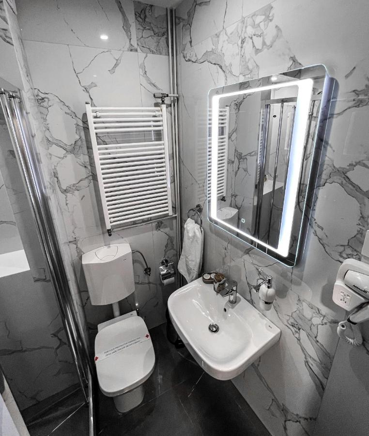 Hotel Laktaši Extérieur photo