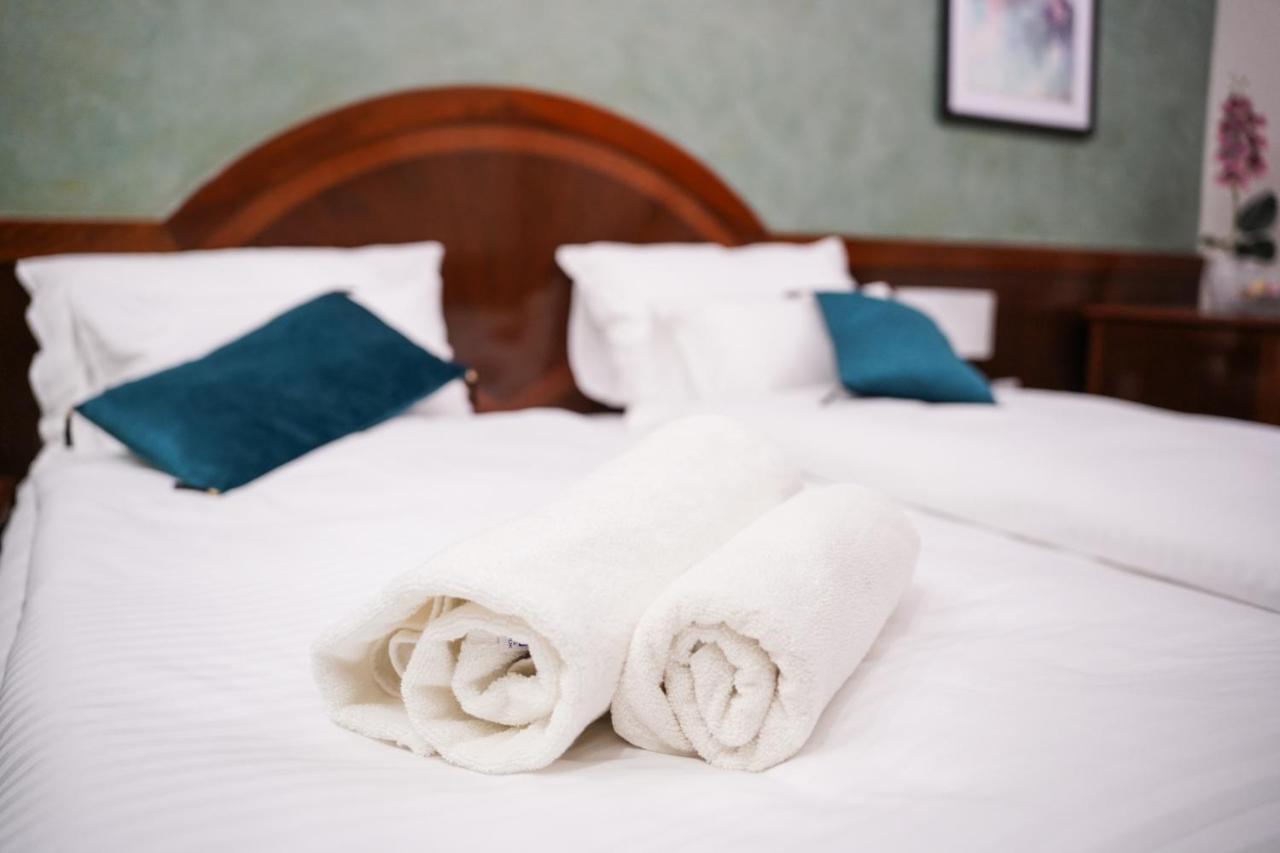 Hotel Laktaši Extérieur photo