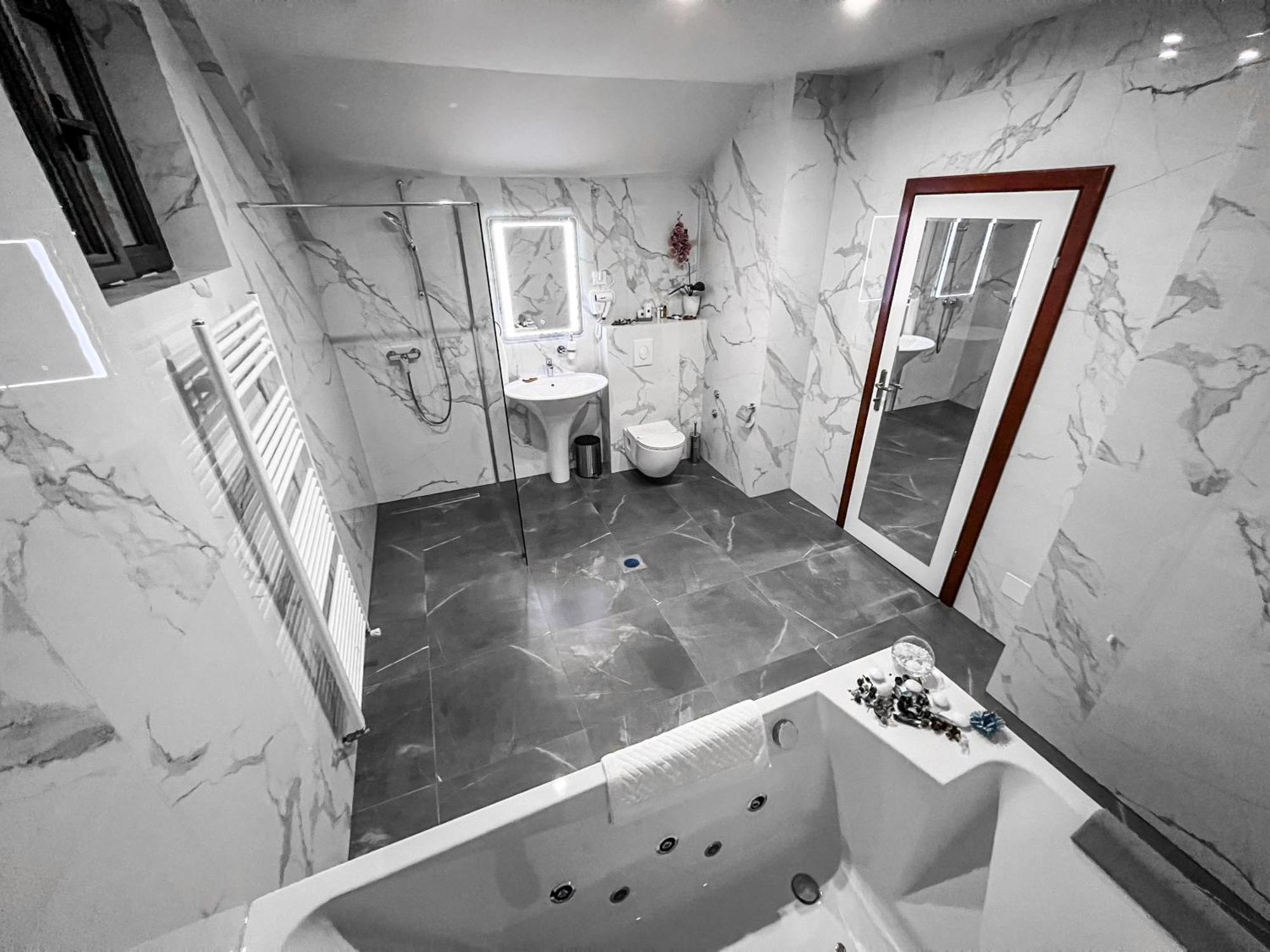 Hotel Laktaši Extérieur photo