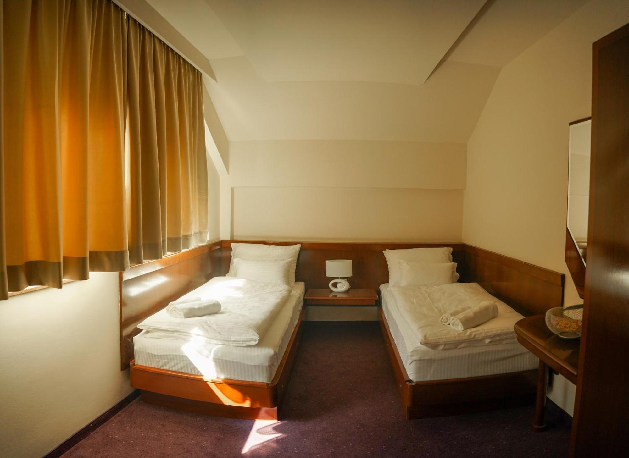 Hotel Laktaši Extérieur photo